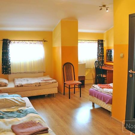 Motel Merkury Gdynia Bagian luar foto